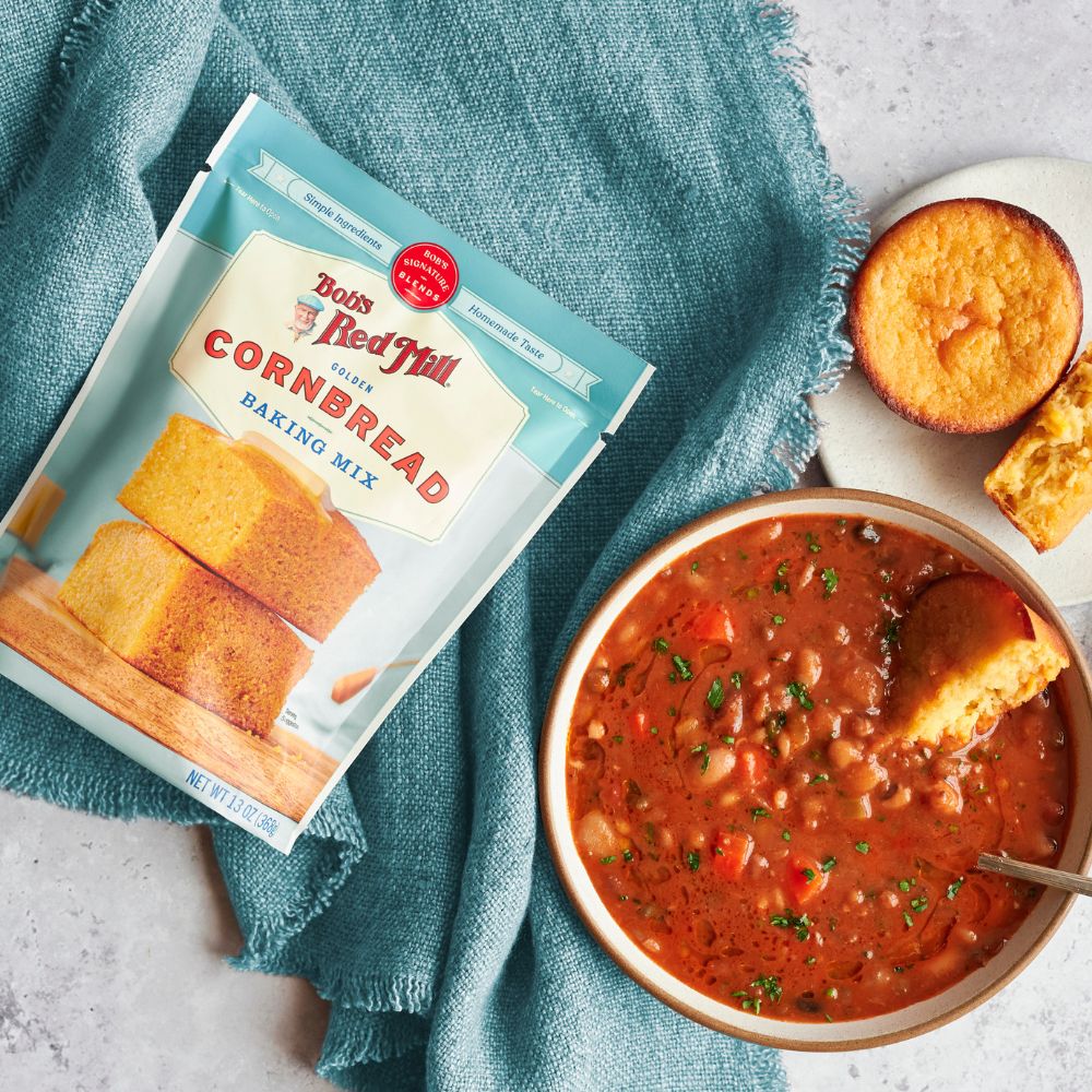 Bob's Red Mill Golden Cornbread Baking Mix 368g