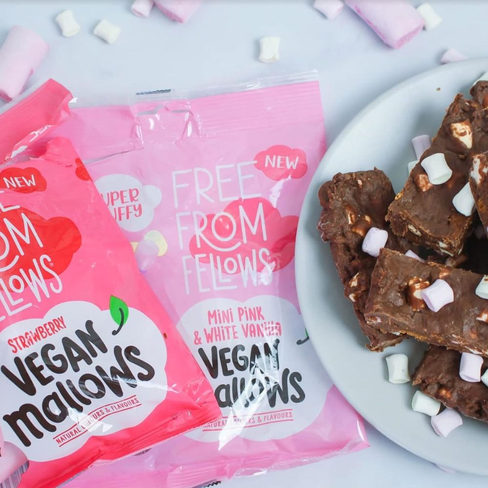 Free From Fellows Vanilla Pink & White Mini Mallows 10 x 105g